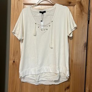 White Sanctuary top with cute ties NWT